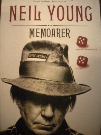 Neil Young: Memoarer.