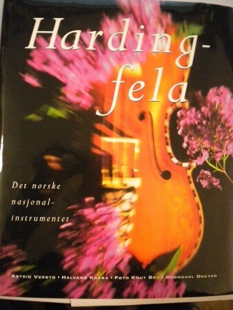 Hardingfela (Astrid Versto og Halvard Kaasa)